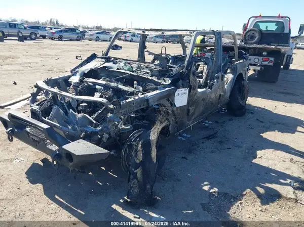 1C4HJXEG3JW331331 2018 JEEP WRANGLER - Image 2