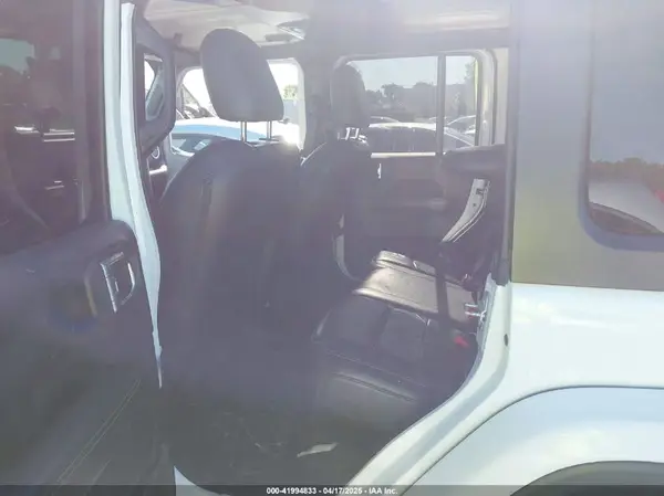 1C4HJXEG4JW106111 2018 JEEP WRANGLER - Image 8