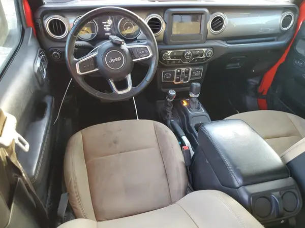 1C4HJXEG4JW207813 2018 JEEP WRANGLER - Image 8