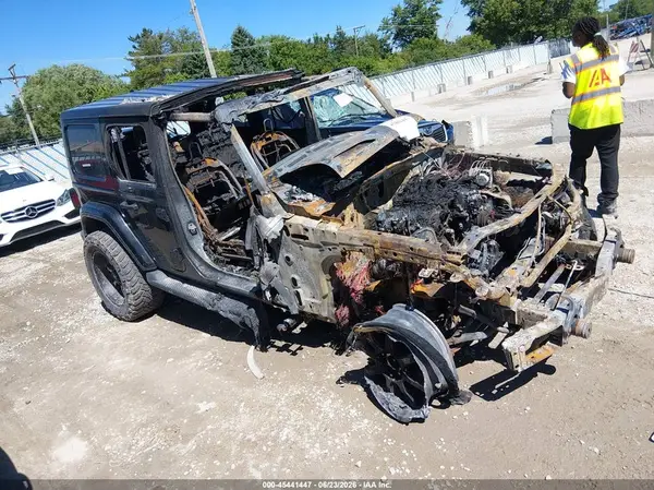 1C4HJXEG4JW309967 2018 JEEP WRANGLER - Image 1