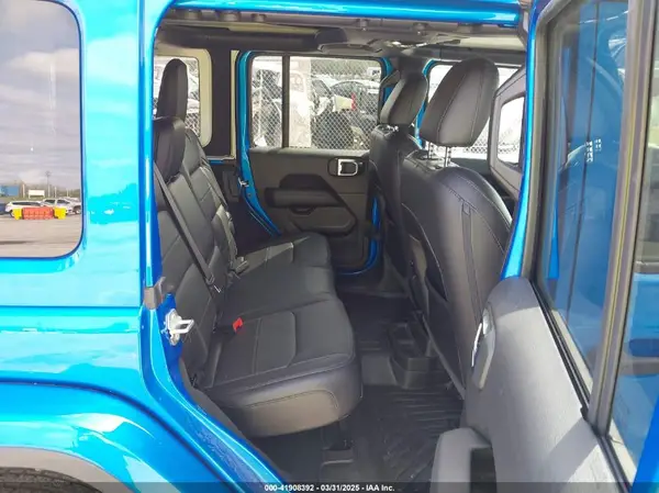 1C4HJXEG4PW584800 2023 JEEP WRANGLER - Image 8