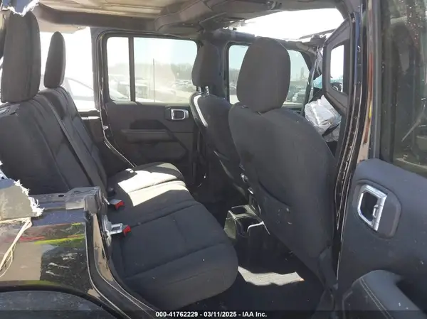 1C4HJXEG5KW518202 2019 JEEP WRANGLER - Image 8