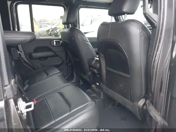 1C4HJXEG7JW110850 2018 JEEP WRANGLER - Image 8