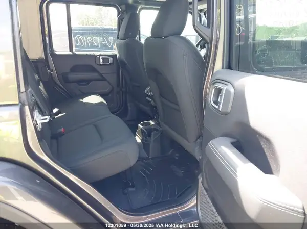 1C4HJXEG7NW129100 2022 JEEP WRANGLER - Image 8