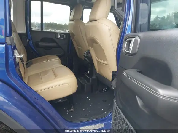 1C4HJXEG9JW247742 2018 JEEP WRANGLER - Image 8