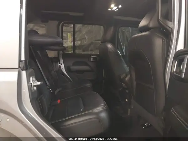 1C4HJXEGXKW574703 2019 JEEP WRANGLER - Image 8