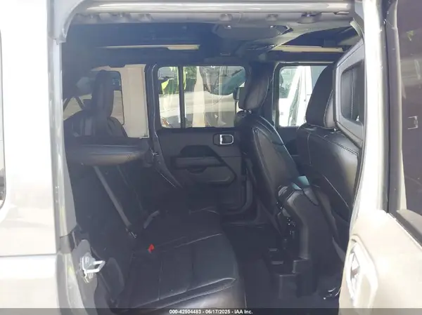 1C4HJXEGXMW584263 2021 JEEP WRANGLER - Image 8