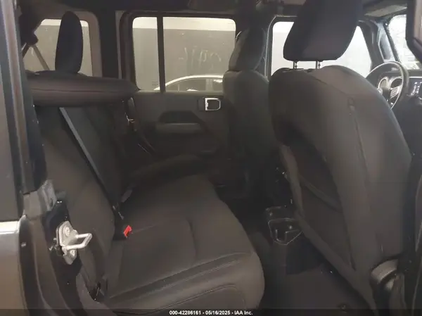 1C4HJXEN0JW193035 2018 JEEP WRANGLER - Image 8