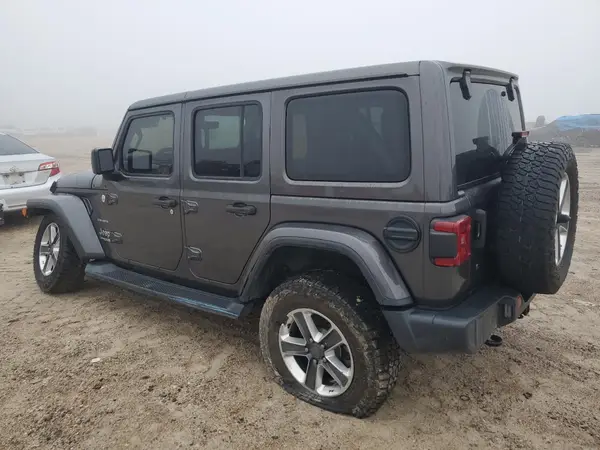 1C4HJXEN0JW255551 2018 JEEP WRANGLER - Image 2