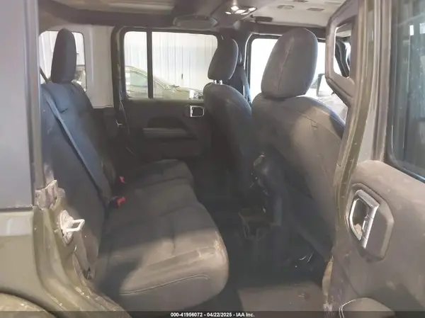 1C4HJXEN2MW592565 2021 JEEP WRANGLER - Image 8