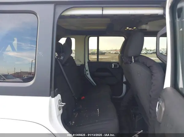 1C4HJXEN4KW592063 2019 JEEP WRANGLER - Image 8