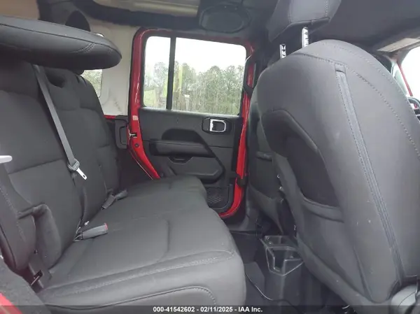 1C4HJXEN8MW679385 2021 JEEP WRANGLER - Image 8