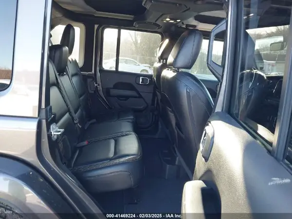 1C4HJXEN9MW535425 2021 JEEP WRANGLER - Image 8
