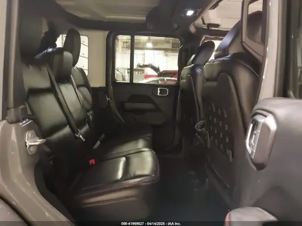 1C4HJXFG1JW289594 2018 JEEP WRANGLER - Image 8