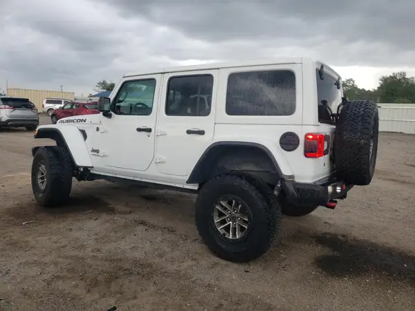 1C4HJXFG5JW212677 2018 JEEP WRANGLER - Image 2