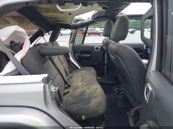 1C4HJXFG6JW187840 2018 JEEP WRANGLER - Image 8
