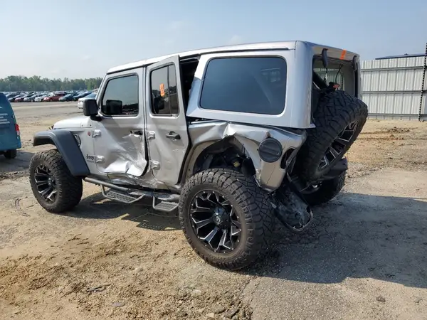 1C4HJXFG8JW205965 2018 JEEP WRANGLER - Image 2