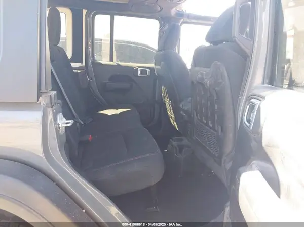 1C4HJXFG8PW507703 2023 JEEP WRANGLER - Image 8