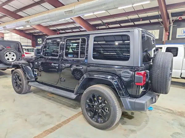 1C4JJXP62PW502620 2023 JEEP WRANGLER - Image 2