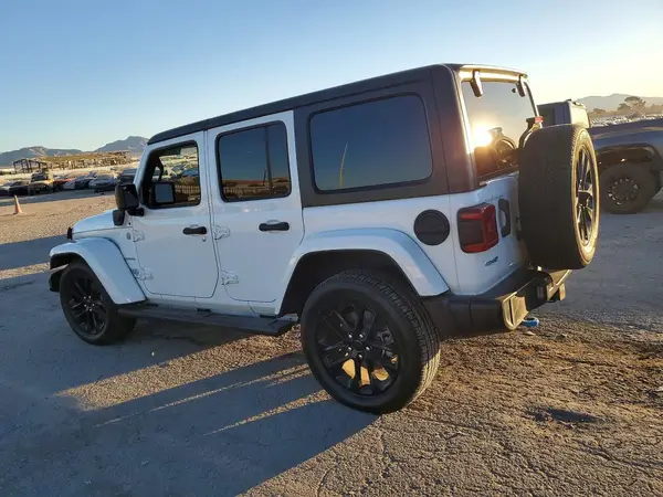 1C4JJXP6XPW672398 2023 JEEP WRANGLER - Image 2