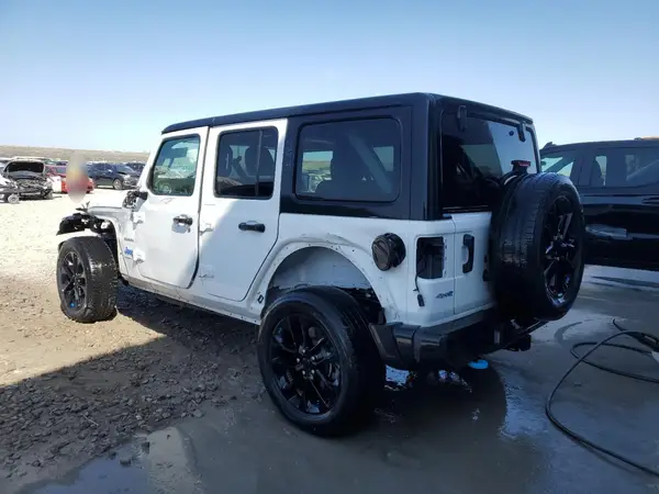 1C4JJXP6XPW696247 2023 JEEP WRANGLER - Image 2
