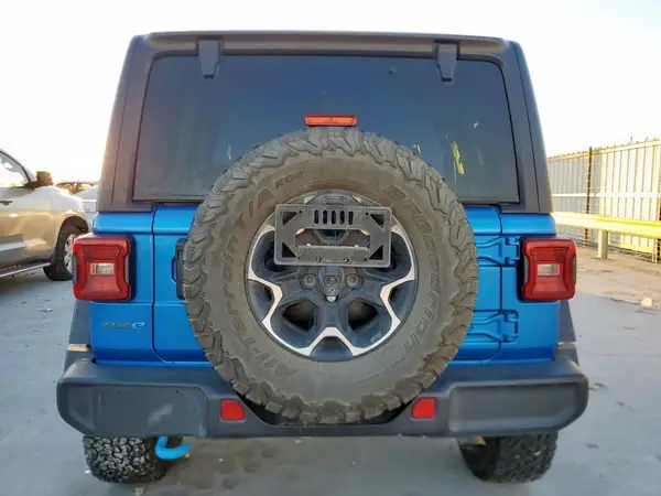 2021 JEEP WRANGLER auction photo 6