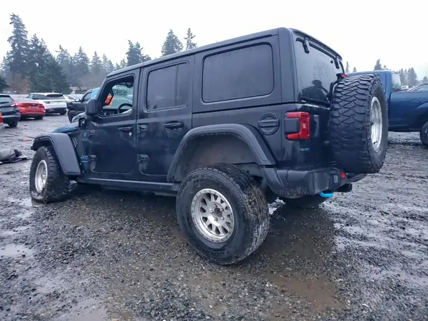 1C4JJXR68PW700390 2023 JEEP WRANGLER - Image 2