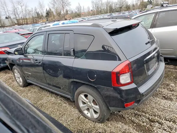1C4NJCBA0GD524956 2016 JEEP COMPASS - Image 2