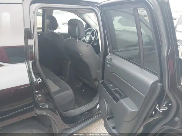 1C4NJCBA0GD600403 2016 JEEP COMPASS - Image 8