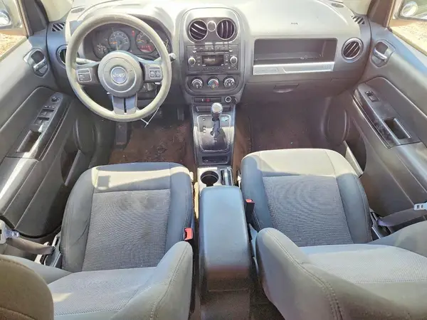 1C4NJCBA0GD609330 2016 JEEP COMPASS - Image 8