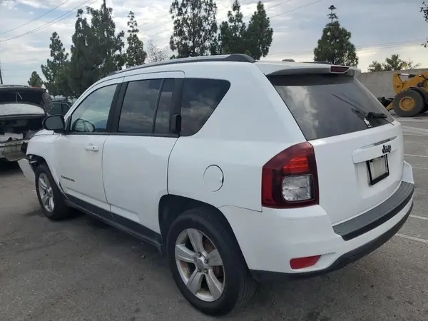 1C4NJCBA0GD615774 2016 JEEP COMPASS - Image 2