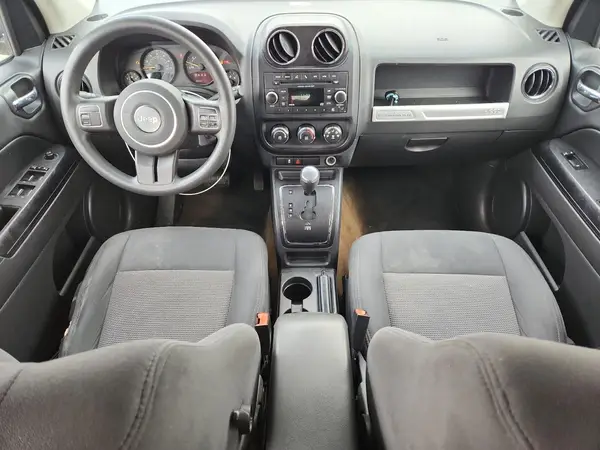 1C4NJCBA0GD620330 2016 JEEP COMPASS - Image 8