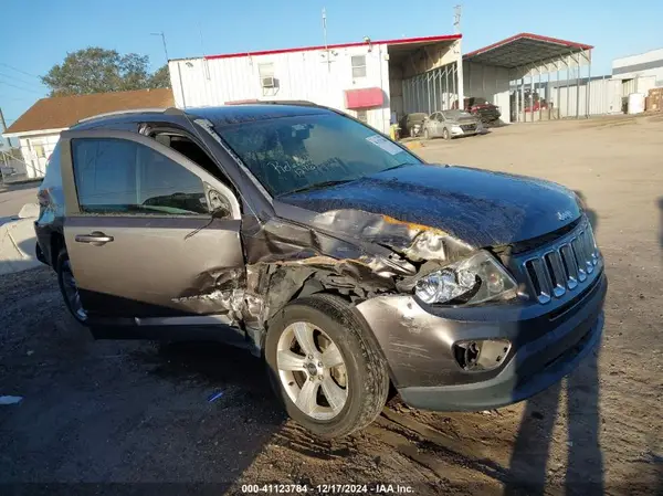 1C4NJCBA0GD620392 2016 JEEP COMPASS - Image 1