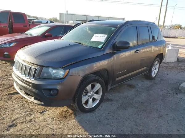 1C4NJCBA0GD620392 2016 JEEP COMPASS - Image 2