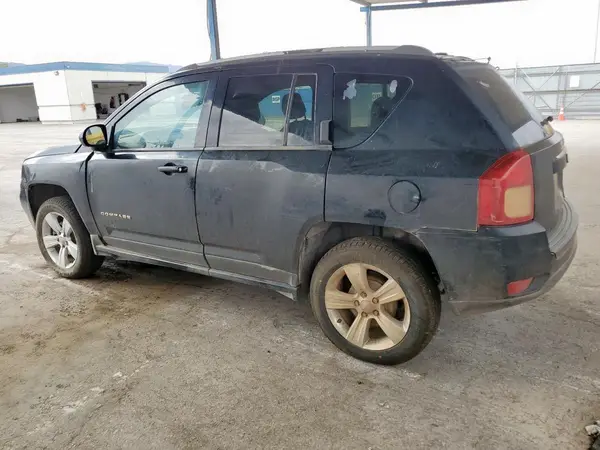 1C4NJCBA0GD665879 2016 JEEP COMPASS - Image 2