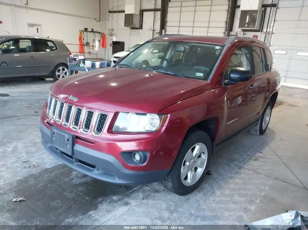 1C4NJCBA0GD739589 2016 JEEP COMPASS - Image 2