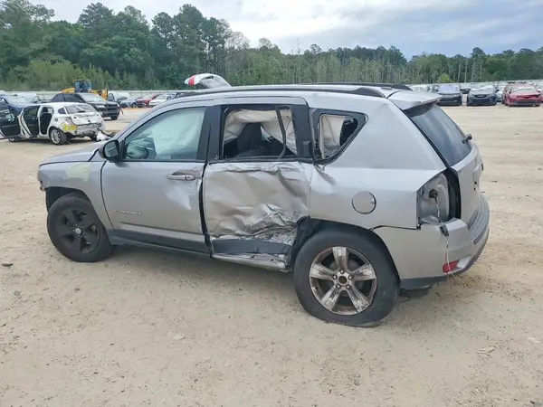 1C4NJCBA0GD743545 2016 JEEP COMPASS - Image 2