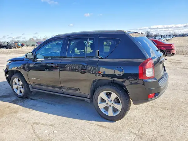 1C4NJCBA0GD811956 2016 JEEP COMPASS - Image 2