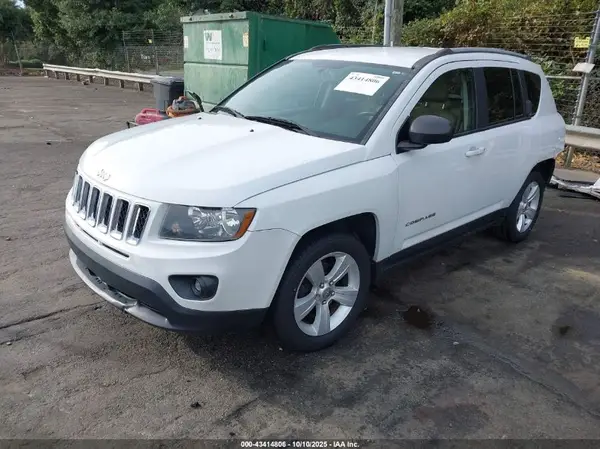 1C4NJCBA0HD123487 2017 JEEP COMPASS - Image 2