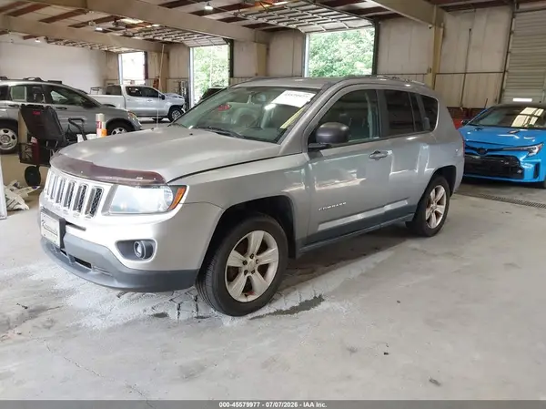 1C4NJCBA0HD123859 2017 JEEP COMPASS - Image 2
