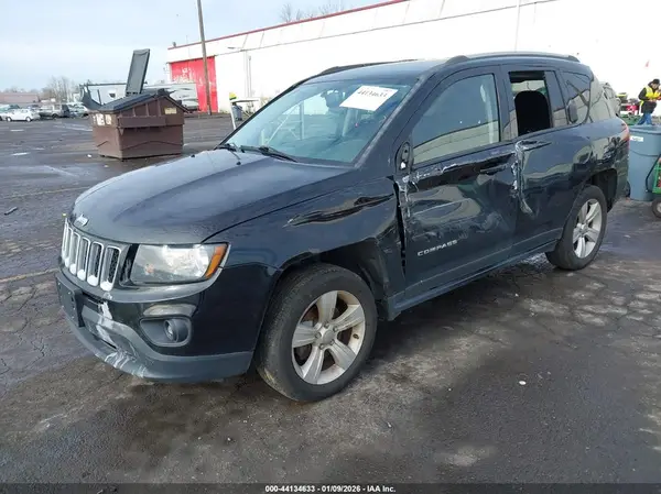 1C4NJCBA0HD124154 2017 JEEP COMPASS - Image 2