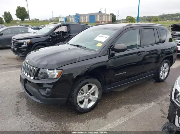 1C4NJCBA0HD147806 2017 JEEP COMPASS - Image 2