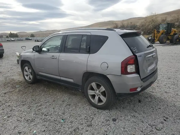 1C4NJCBA1GD560428 2016 JEEP COMPASS - Image 2