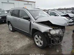 1C4NJCBA1GD611538 2016 JEEP COMPASS