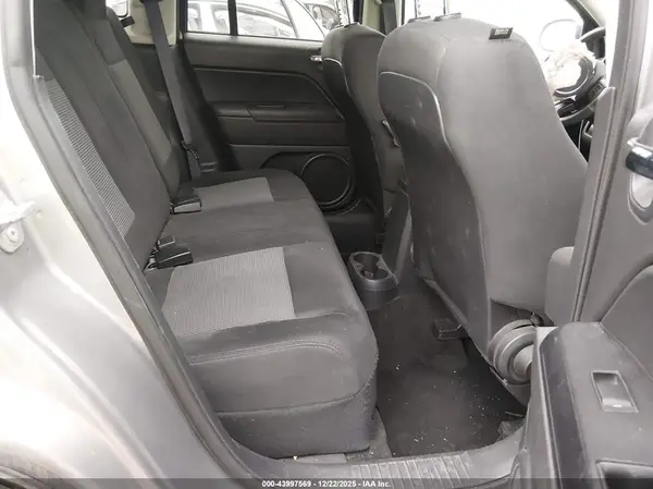 1C4NJCBA1GD611538 2016 JEEP COMPASS - Image 8