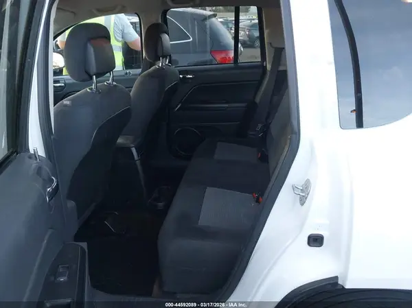 1C4NJCBA1GD665180 2016 JEEP COMPASS - Image 8