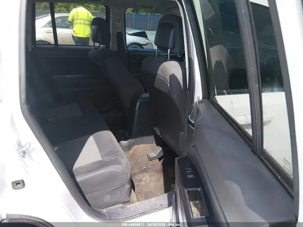 1C4NJCBA1GD670492 2016 JEEP COMPASS - Image 8