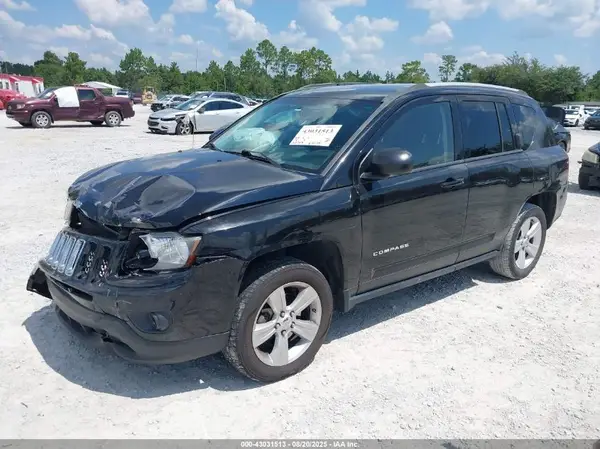 1C4NJCBA1GD681427 2016 JEEP COMPASS - Image 2