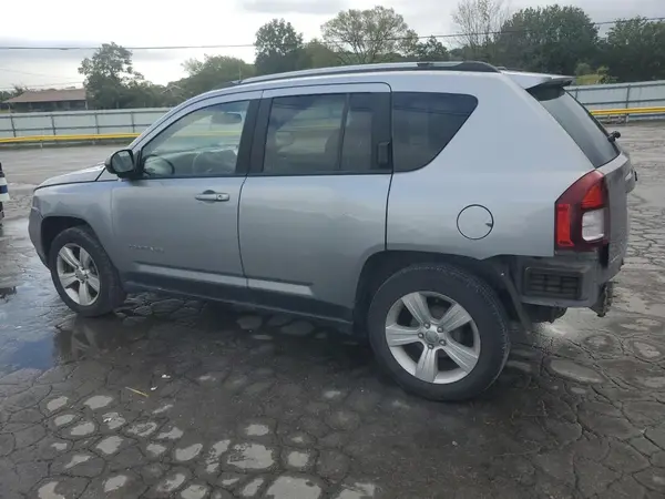 1C4NJCBA1GD688216 2016 JEEP COMPASS - Image 2
