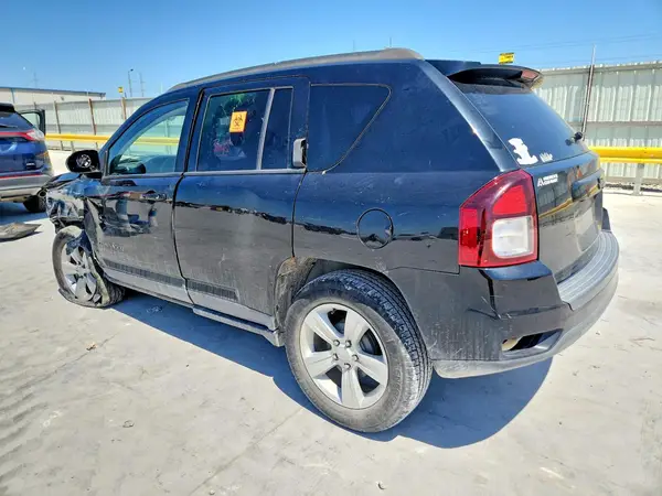 1C4NJCBA1GD705029 2016 JEEP COMPASS - Image 2